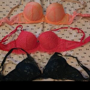 Victoria's Secret Lace Bra Trio - Coral, Pink, Black NWT 34B